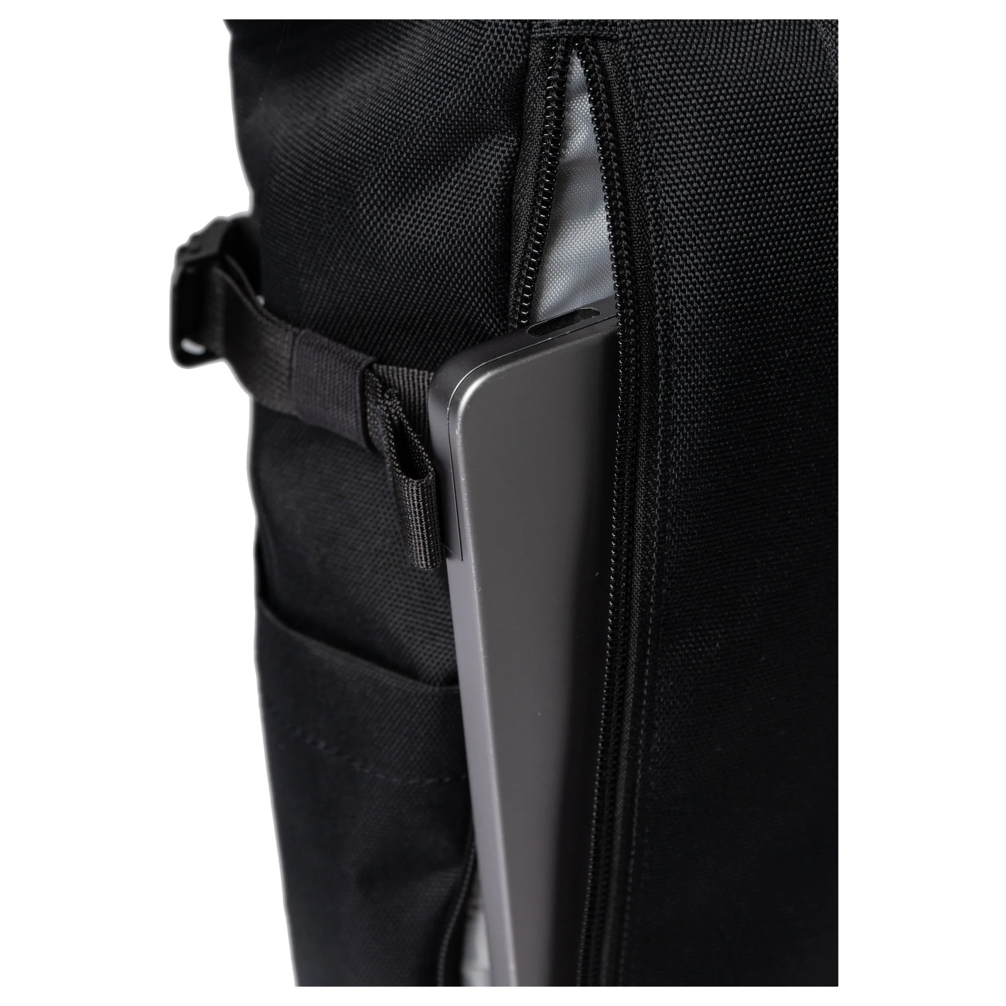 Sandqvist Icon Rolltop - Rucksack M 14" 60 cm (black/ black with black leather) - Image 4
